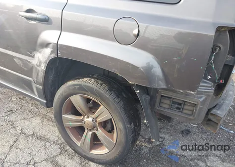 2015 Jeep Patriot High Altitude Edition z USA, uszkodzony, nr VIN 1C4NJRFBXFD395063